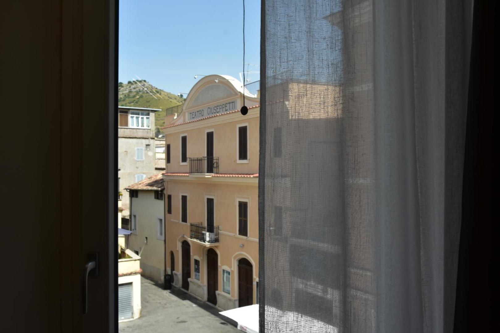 Mom Apartment Rooms&Suites Τίβολι Εξωτερικό φωτογραφία