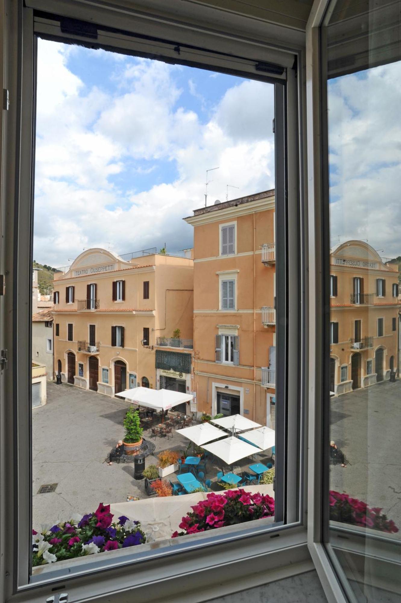 Mom Apartment Rooms&Suites Τίβολι Εξωτερικό φωτογραφία