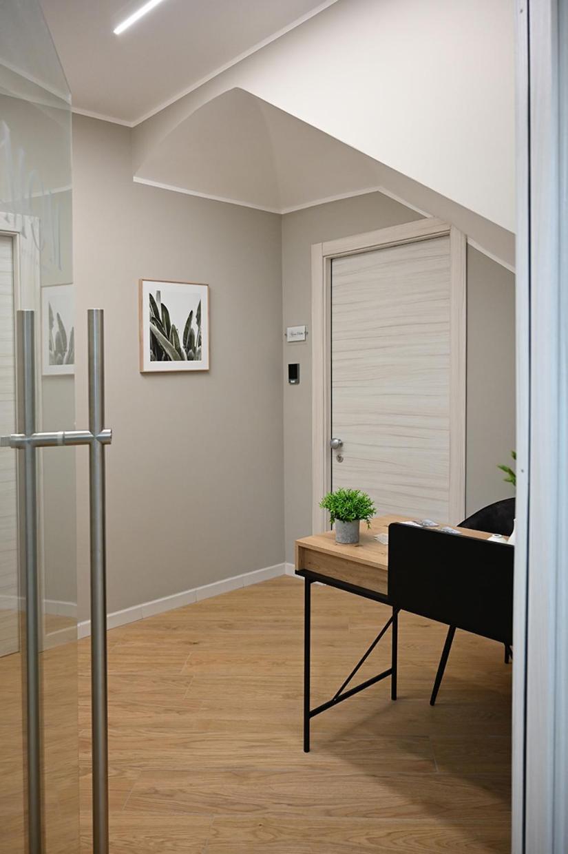 Mom Apartment Rooms&Suites Τίβολι Εξωτερικό φωτογραφία